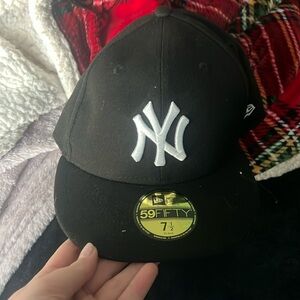 New York Yankees hat